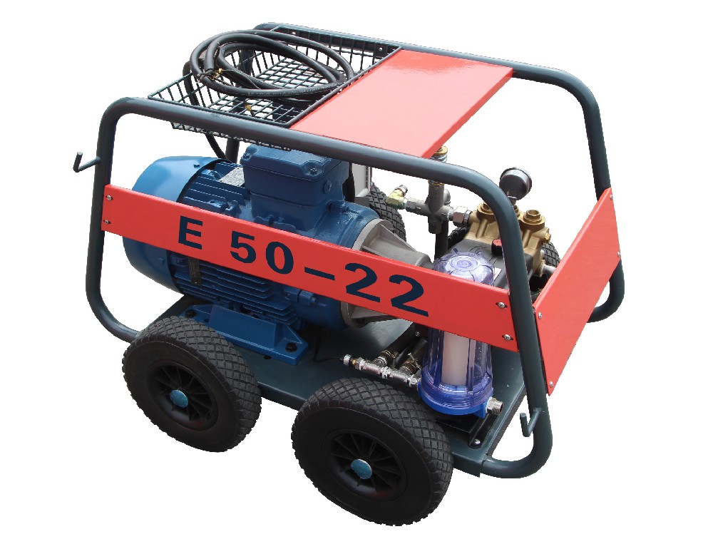 高压清洗机在船舶修造除锈工作中的应用