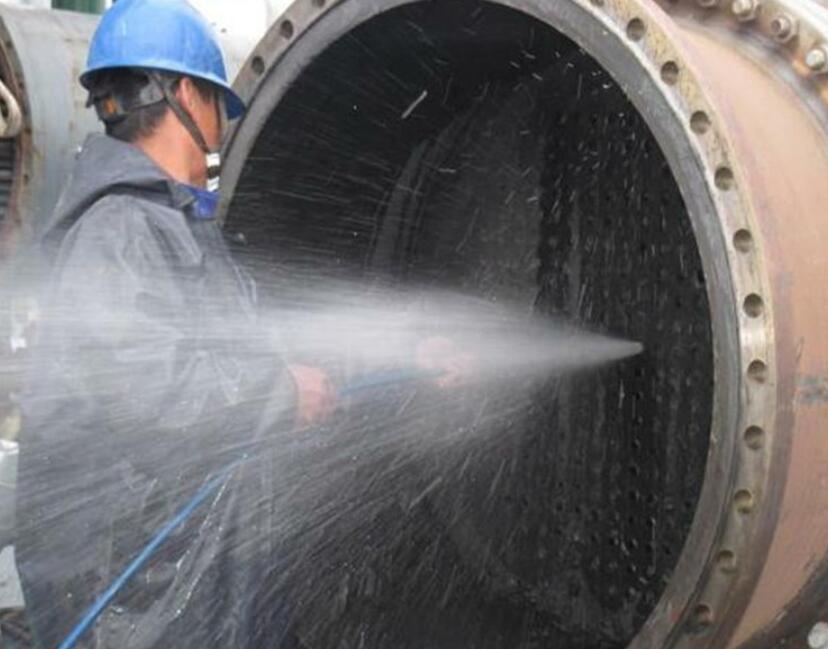 高压清洗设备对供热管道进行清洗